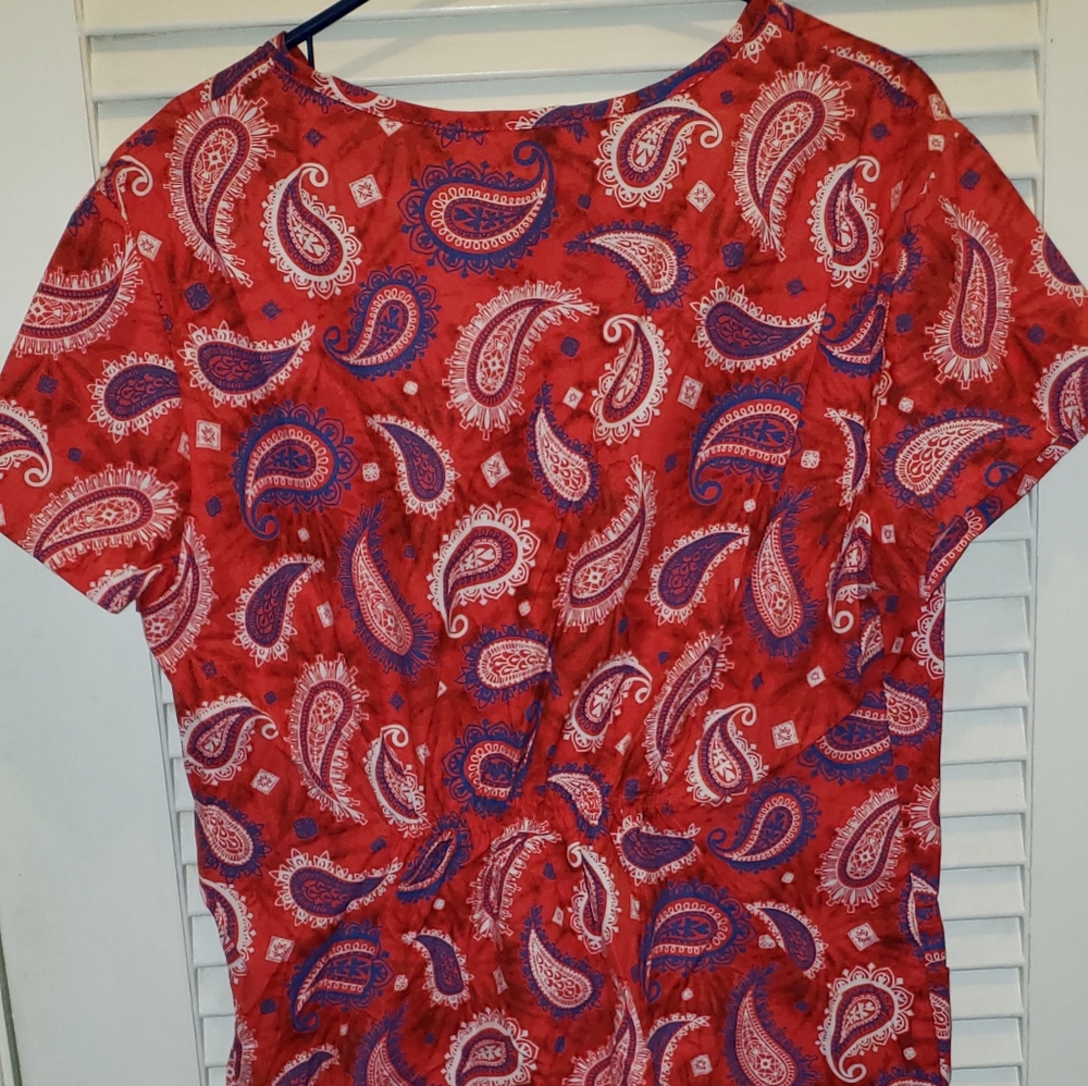 Scrub top - Picture 3 of 6